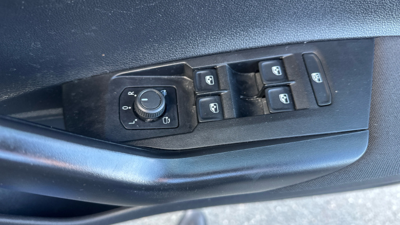 Volkswagen Polo 1.0 Life 5dr Petrol Hatchback